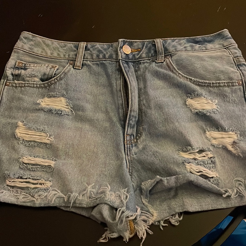 American Eagle and Forever 21. Both in like new condition